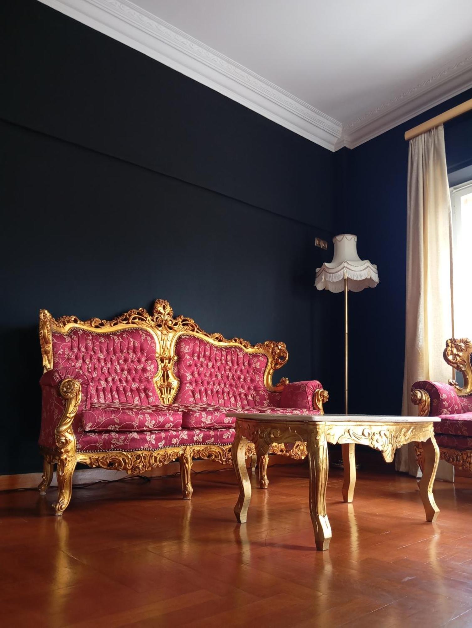 Iris Baroque Apartment Елефсіна Екстер'єр фото