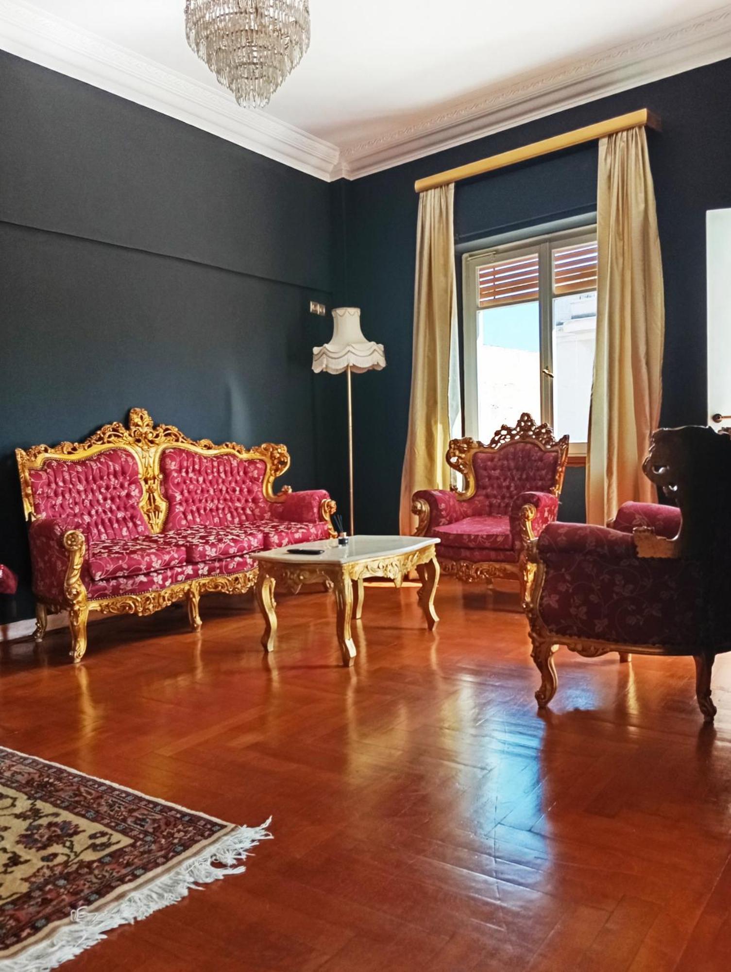 Iris Baroque Apartment Елефсіна Екстер'єр фото